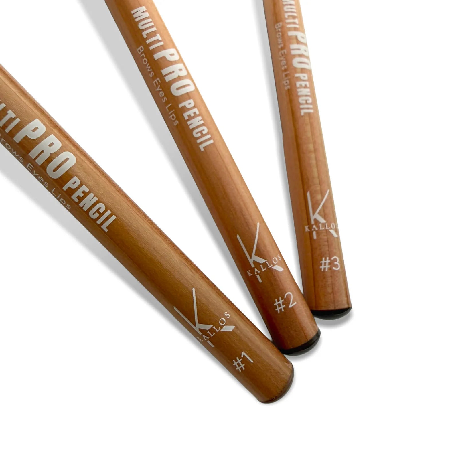 Uporaba Multi Pro Pencil za oblikovanje obrvi